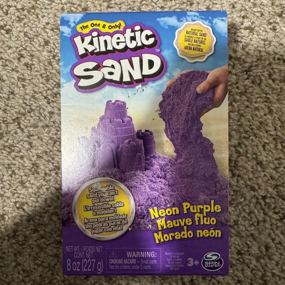 Kinetic Sand - Neon Purple - Picture 5 of 7